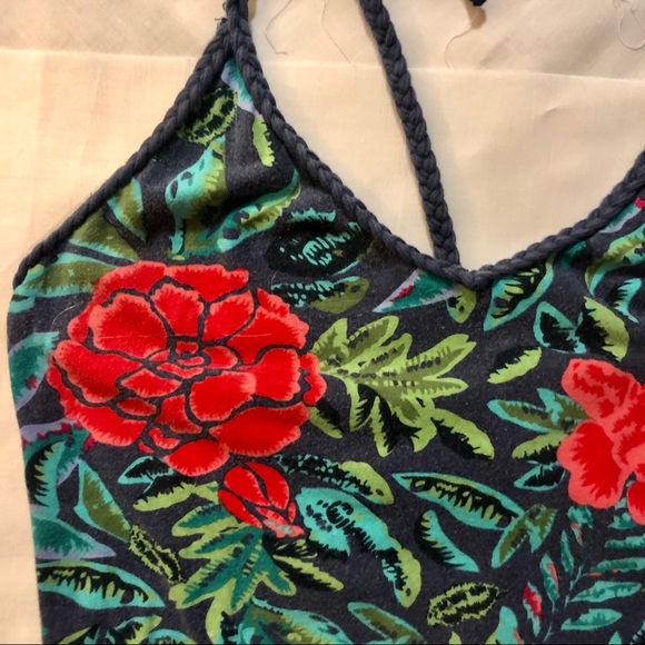 Floral halter top - Picture 2 of 4